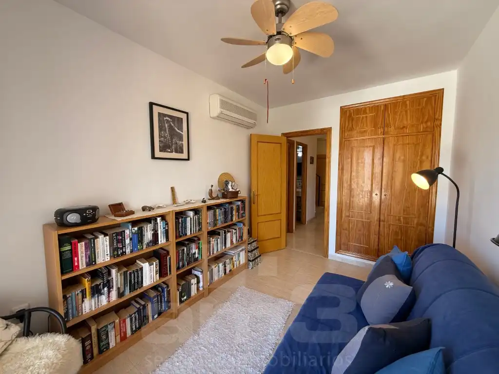 Habitación de Ático en venta en Vera con Piscina y Amueblado