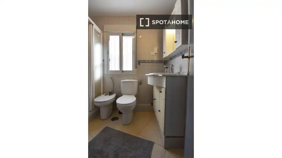 Habitación en Parque Victoria Eugenia