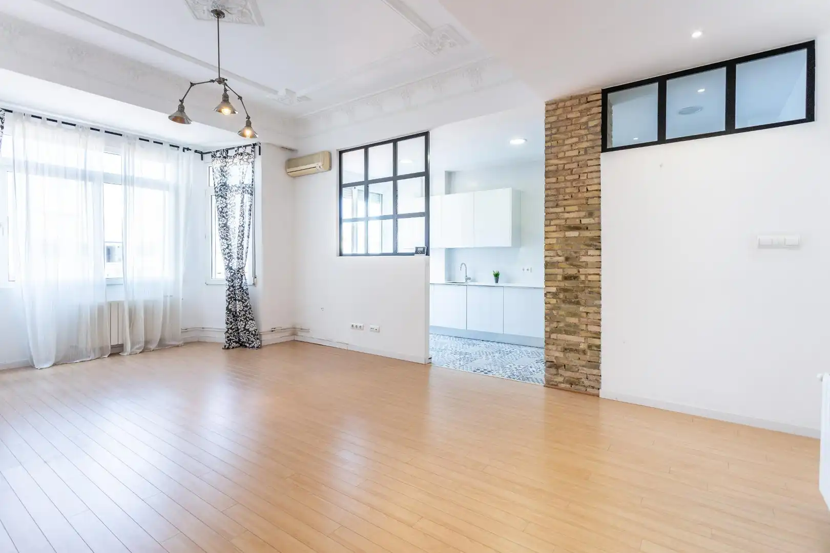 Flat for rent in Calle SALAMANCA, 20, Gran Via