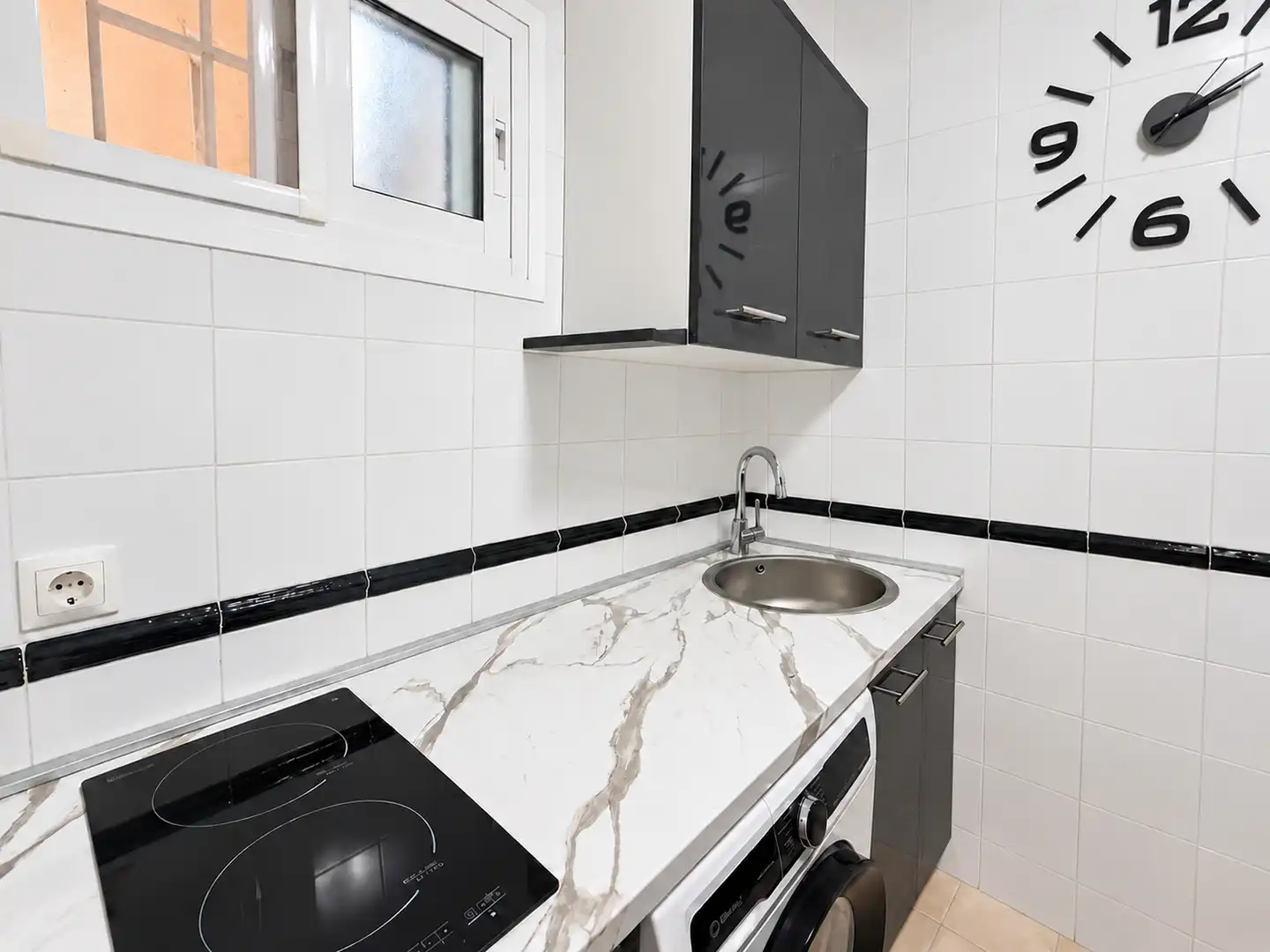 Apartment with balcony for sale in Parque de la Paloma, imagen 10