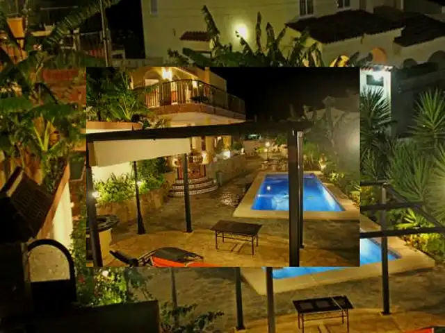 Piscina de Casa o xalet en venda en Peñíscola / Peníscola amb Aire condicionat, Calefacció i Jardí privat