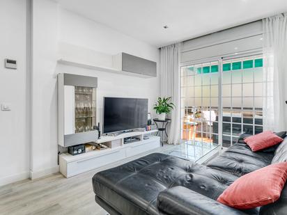 Living room of Flat for sale in  Barcelona Capital  with Air Conditioner and Balcony