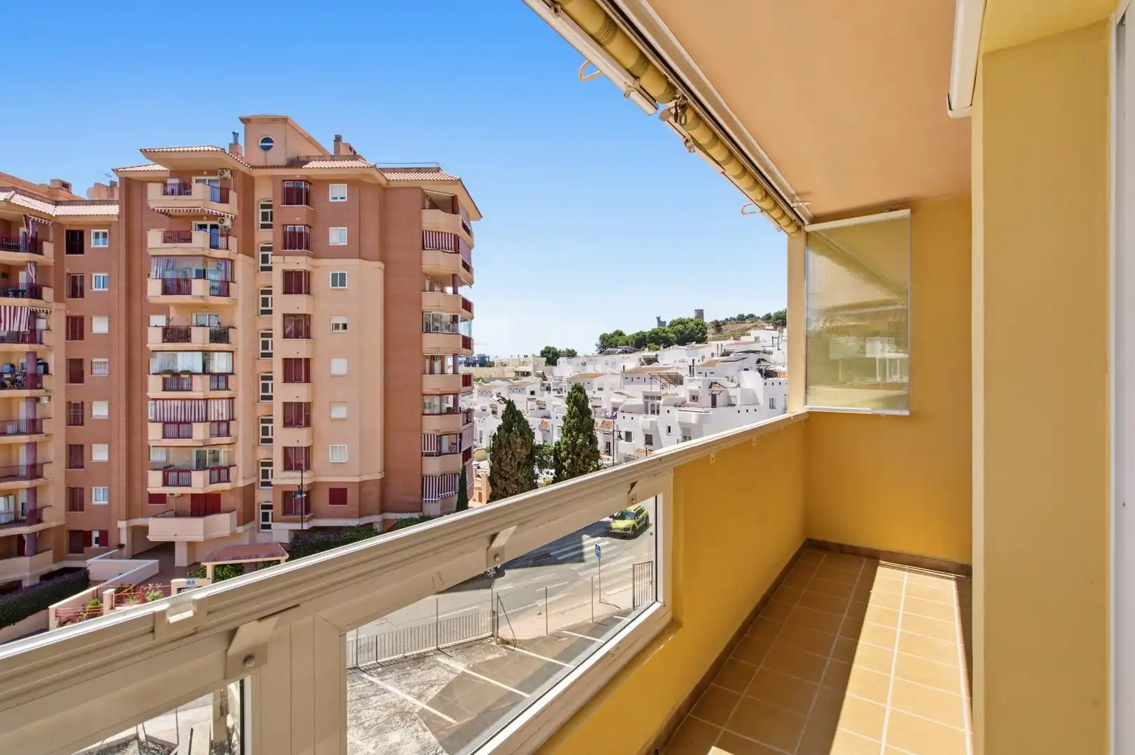 Vista exterior de Pis de lloguer en Fuengirola amb Aire condicionat, Terrassa i Moblat