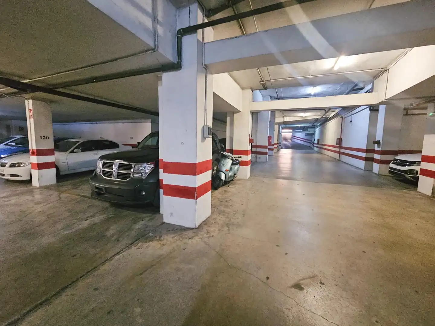 Piso en venta en Calle Manuel Caballero Venzalá, Renfe - Bulevar 1ª y 2ª Fase