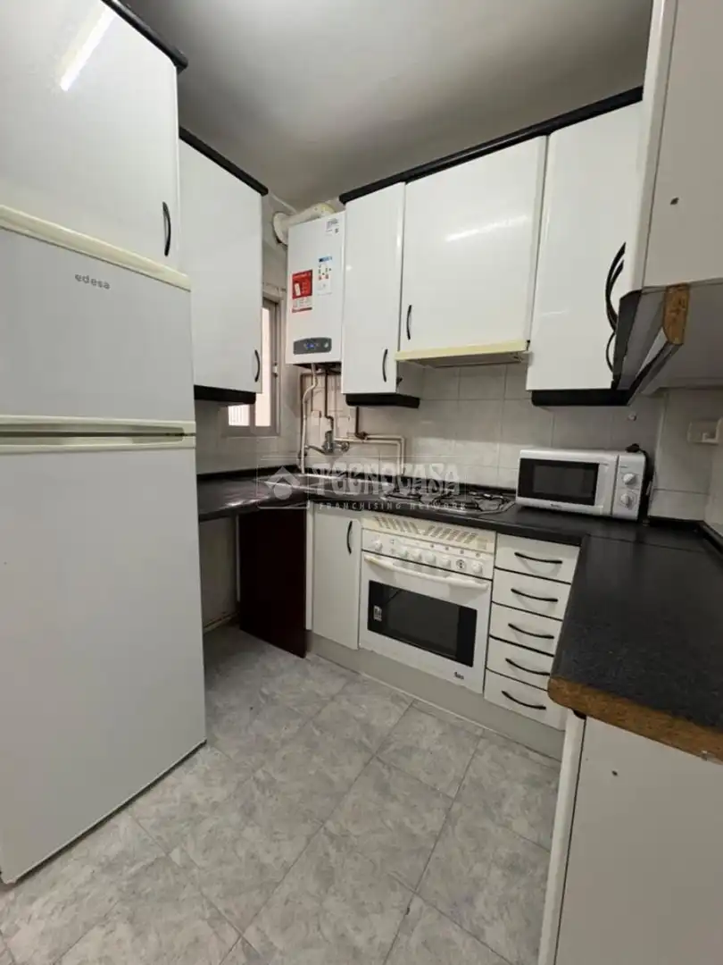 Kitchen of Flat for sale in Getafe  with Heating, Parquet flooring and Terrace