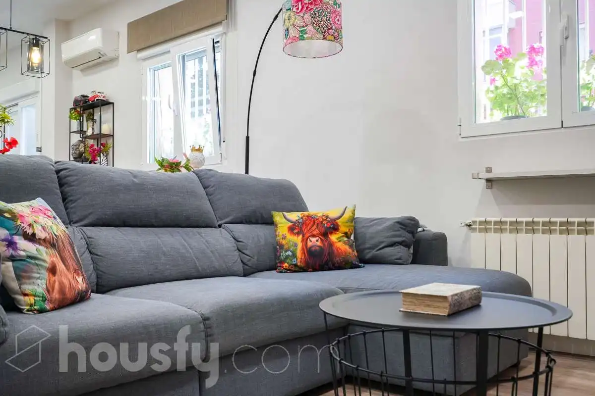 Sala de estar de Piso en venta en Madrid con Aire acondicionado, Calefacción y Amueblado