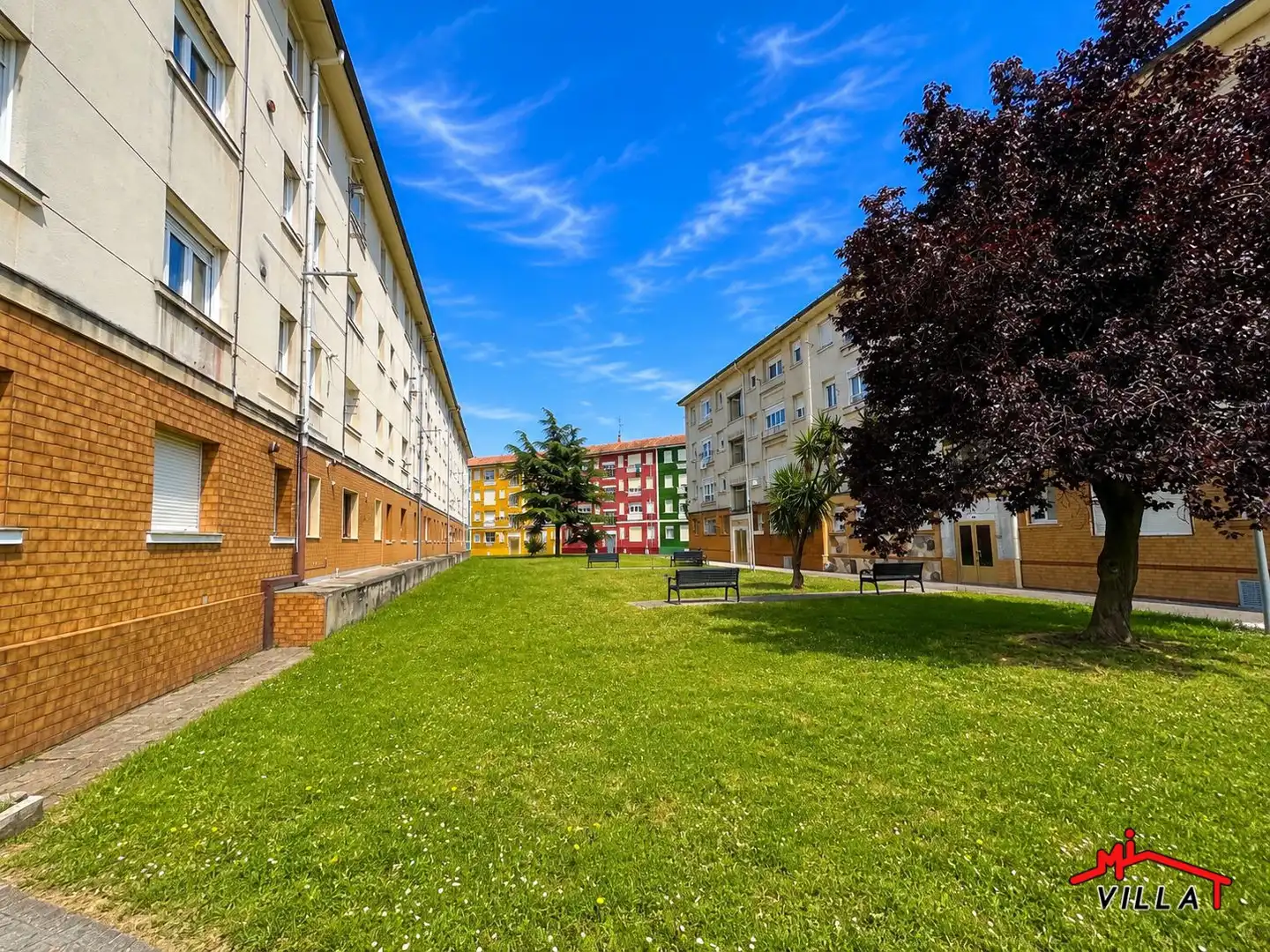 Vista exterior de Piso en venta en Laredo