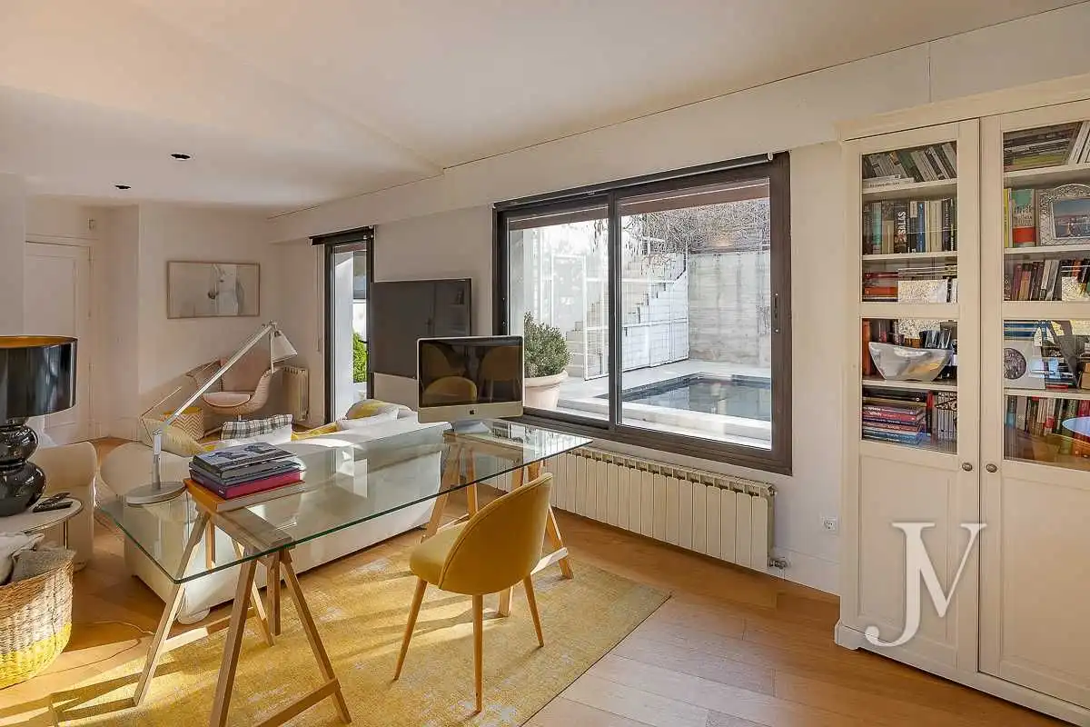 Sala de estar de Casa o chalet en venta en Ciudalcampo con Aire acondicionado, Calefacción y Jardín privado