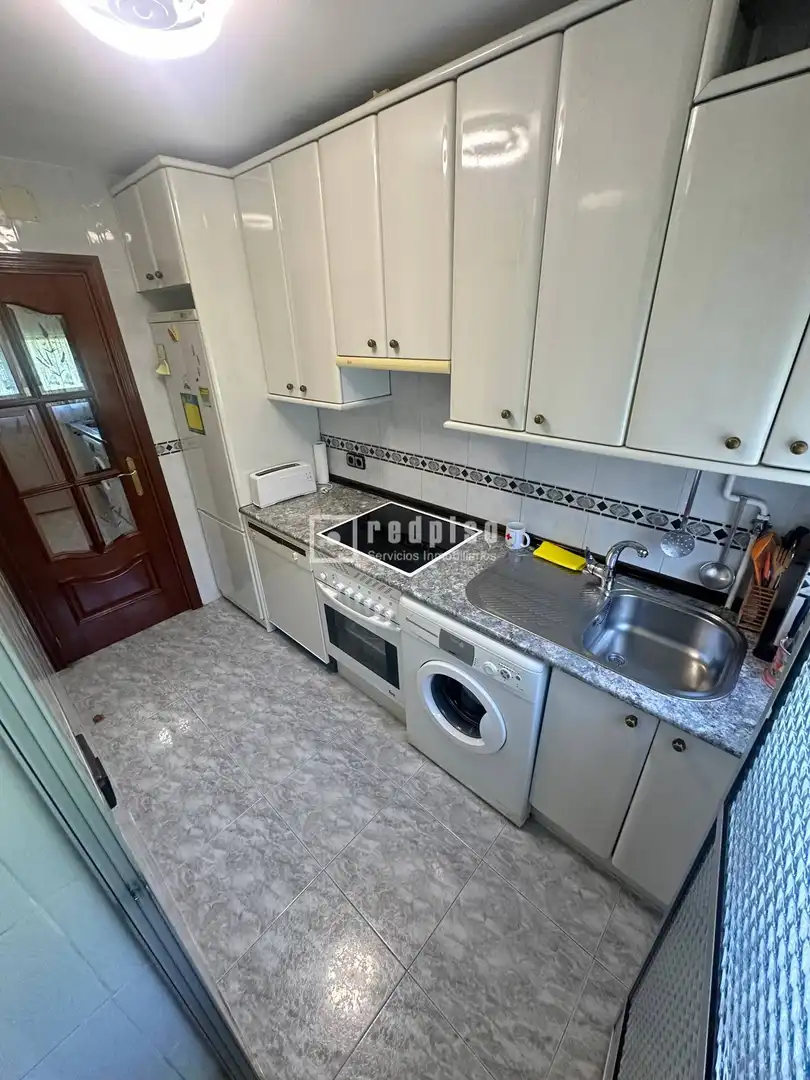 Kitchen of Flat for sale in Madrid  with Heating, Terrace and Storage room
