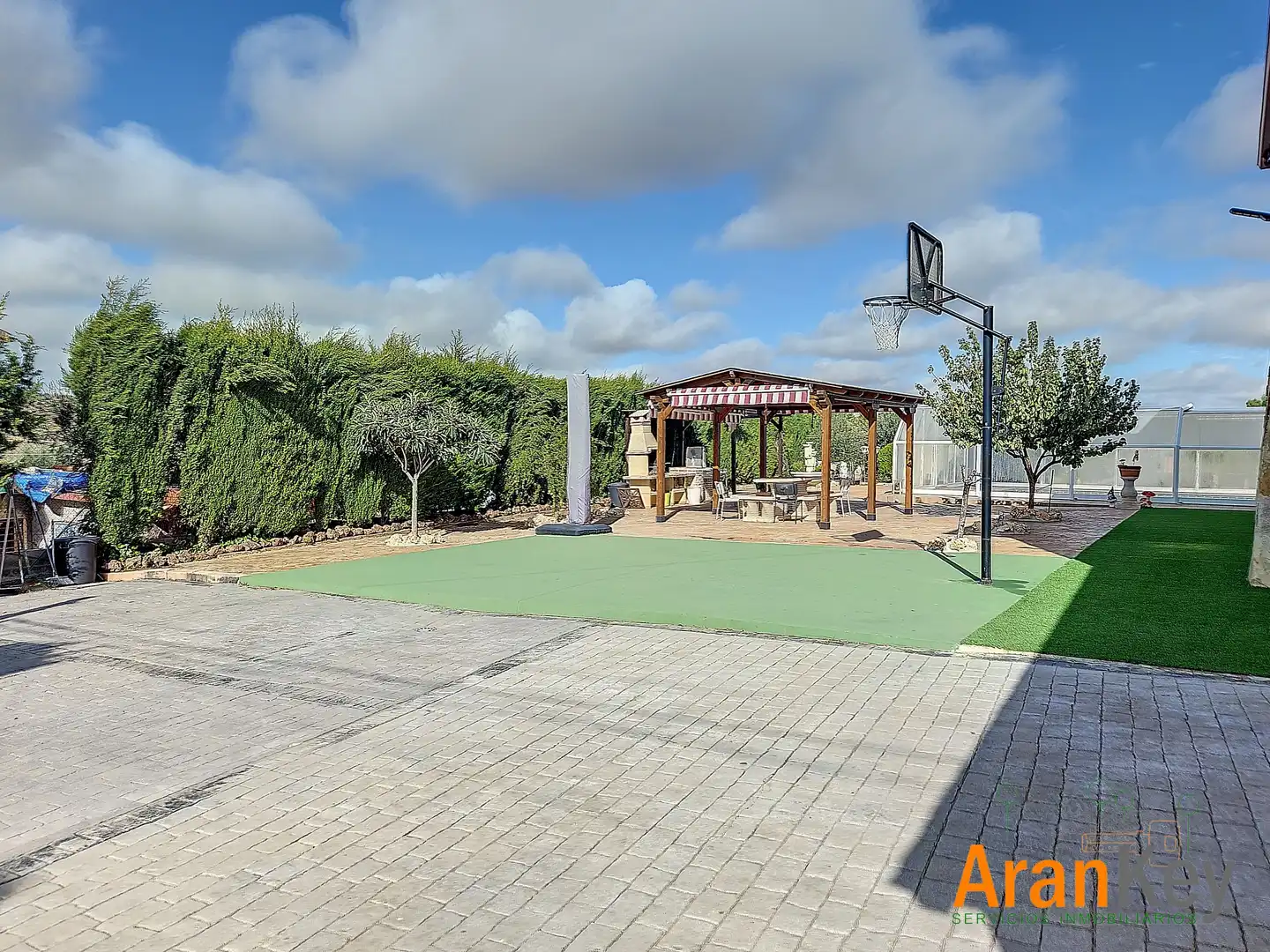Casa o xalet en venda en Colmenar de Oreja amb Aire condicionat, Calefacció i Jardí privat