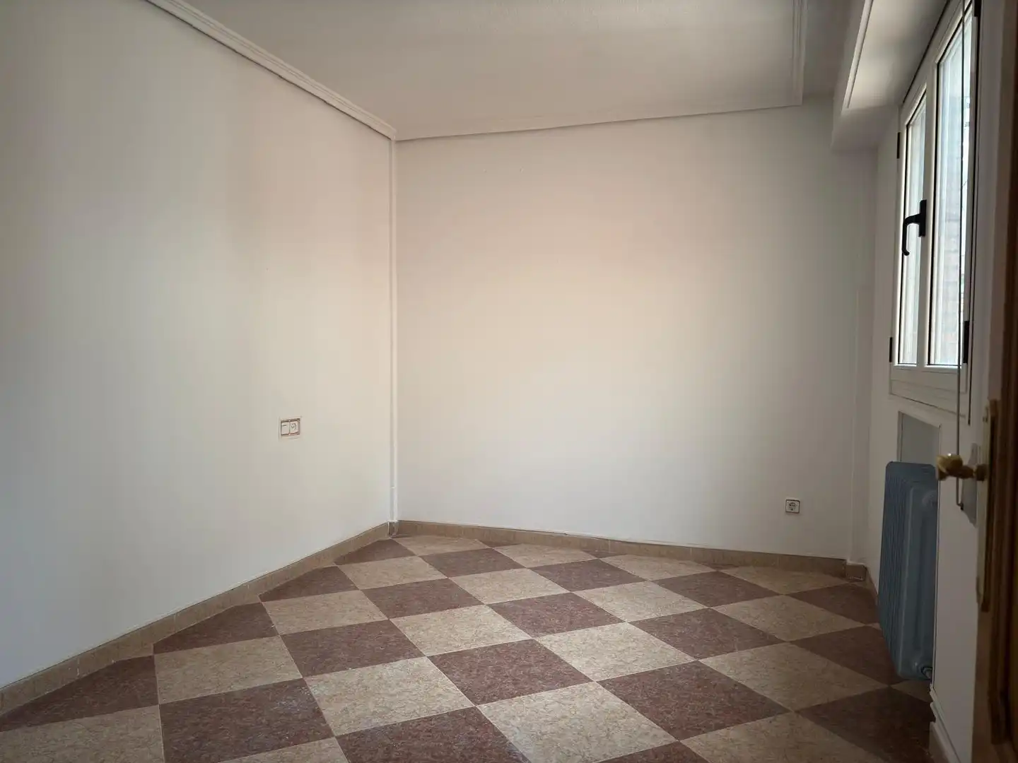 Habitación de Piso en venta en Bembibre con Calefacción y Trastero