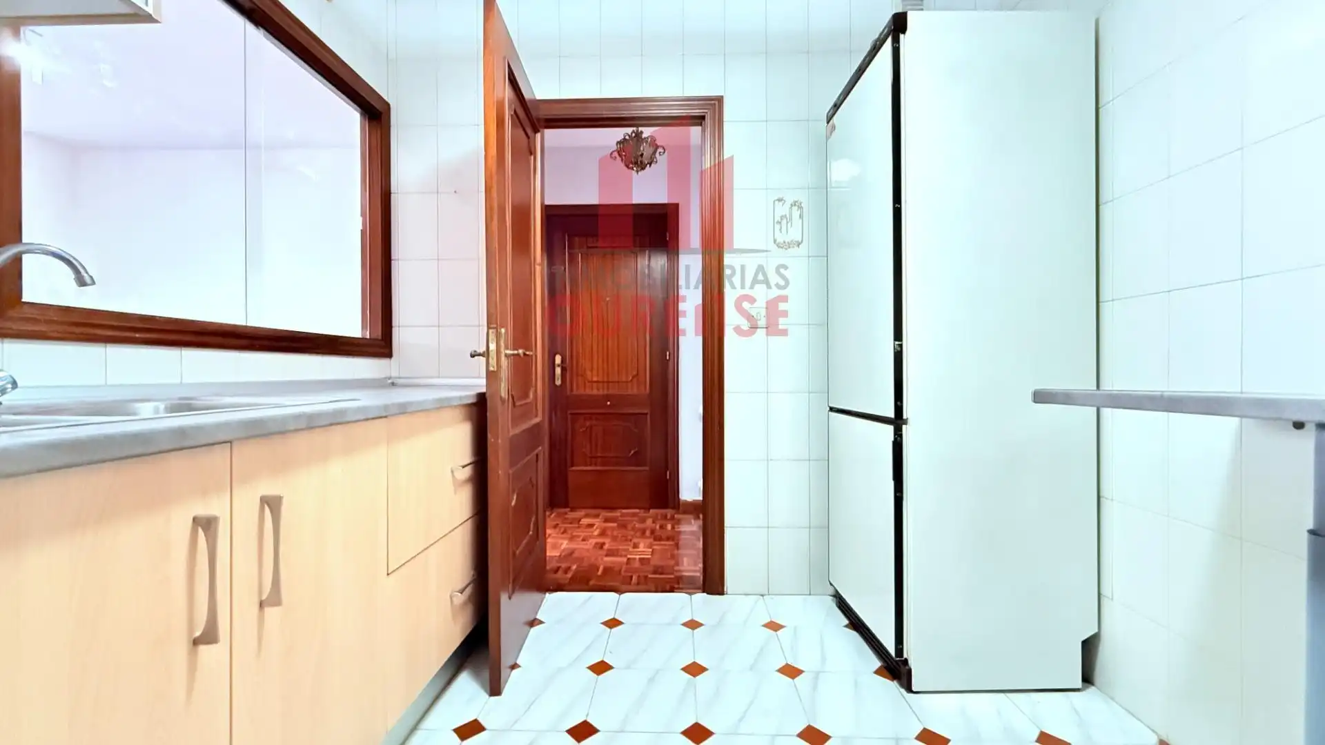 Cocina de Piso en venta en Ourense Capital  con Calefacción, Parquet y Trastero