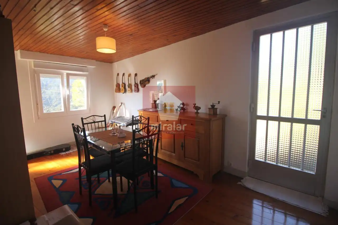 Sala d'estar de Casa o xalet en venda en Crecente amb Calefacció, Jardí privat i Terrassa