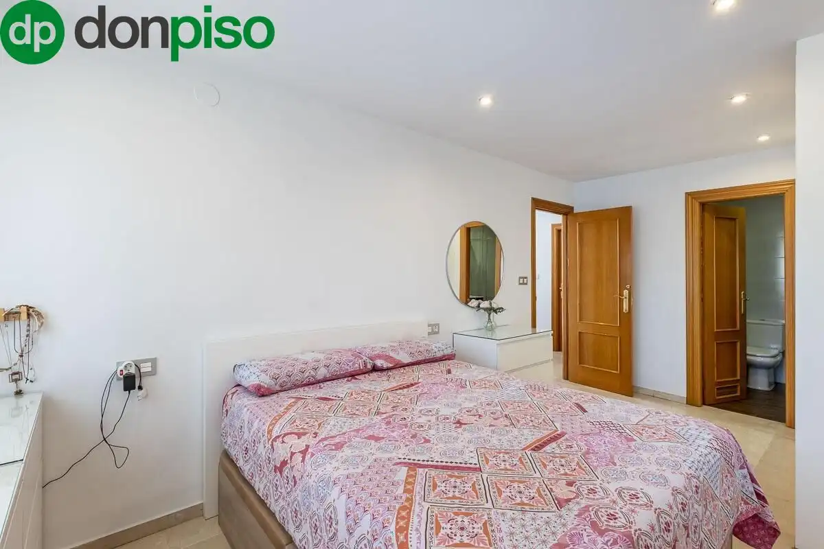 Houses for sale in Calle BADEN POWELL, 13, Barrio de Zaidín
