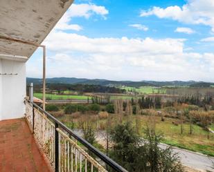 Vista exterior de Pis en venda en Hostalric amb Calefacció i Balcó