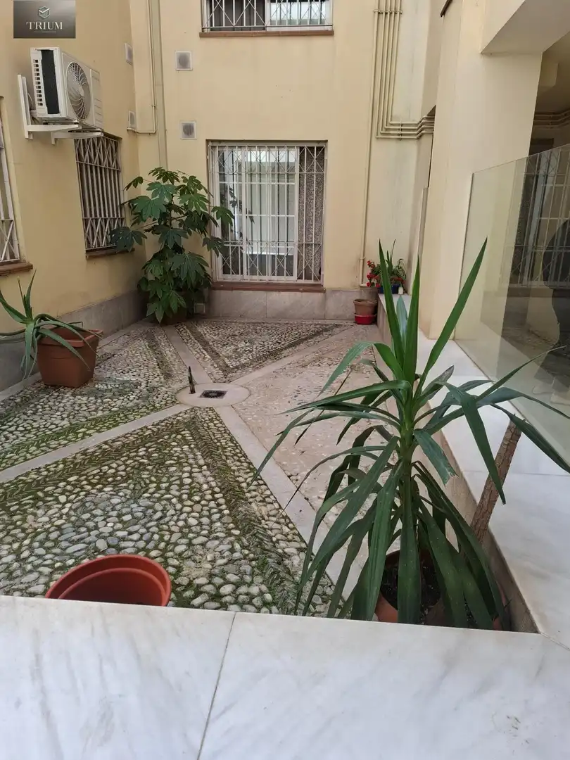 Garden of Flat for rent in Granada  with Heating and Furnished