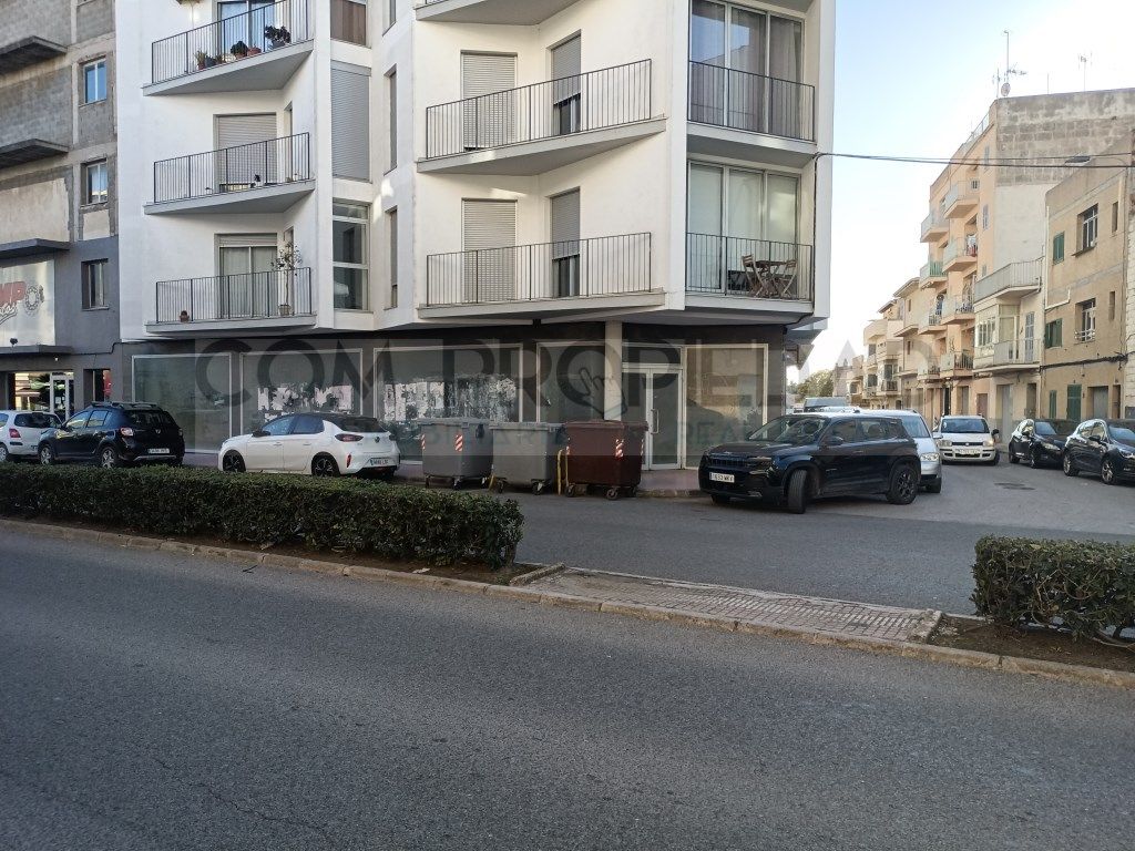 Vista exterior de Local en venda en Manacor