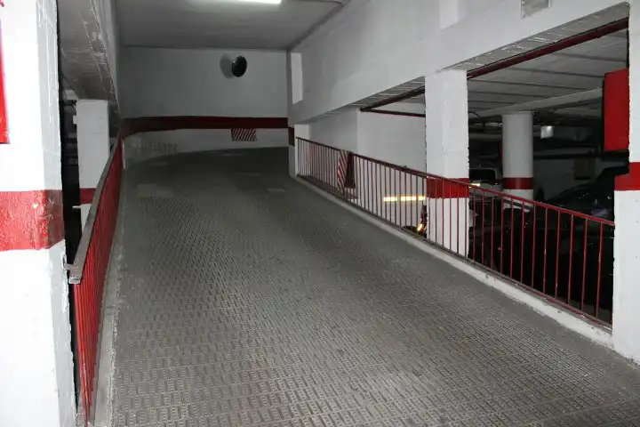 Aparcament de Garatge en venda en Alicante / Alacant