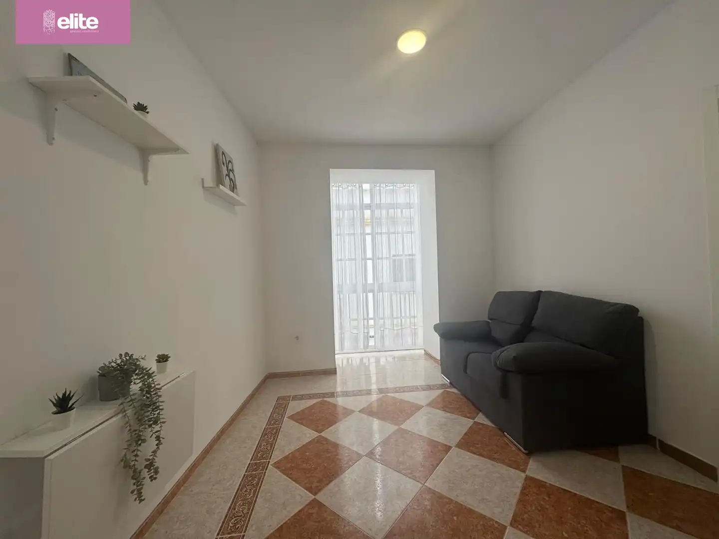 Sala de estar de Piso en venta en Jerez de la Frontera con Aire acondicionado y Balcón