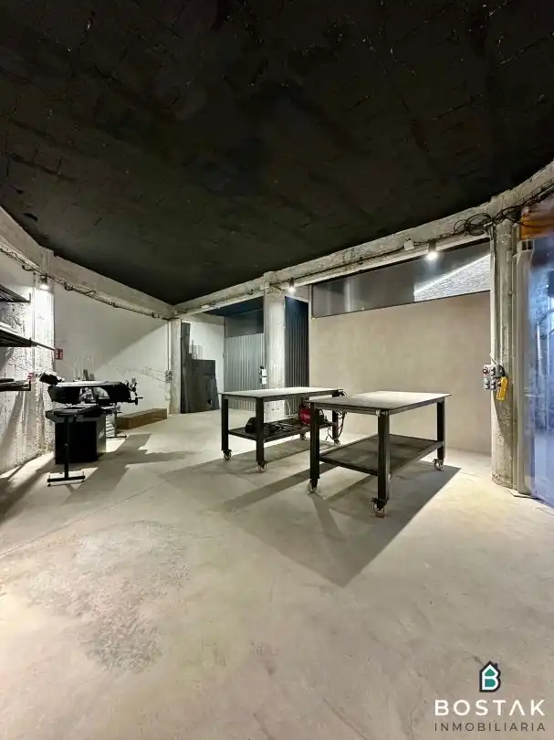 Industrial buildings for sale in Bilbao 