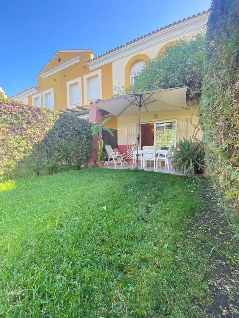Jardín de Casa adosada en venta en Islantilla con Aire acondicionado y Terraza