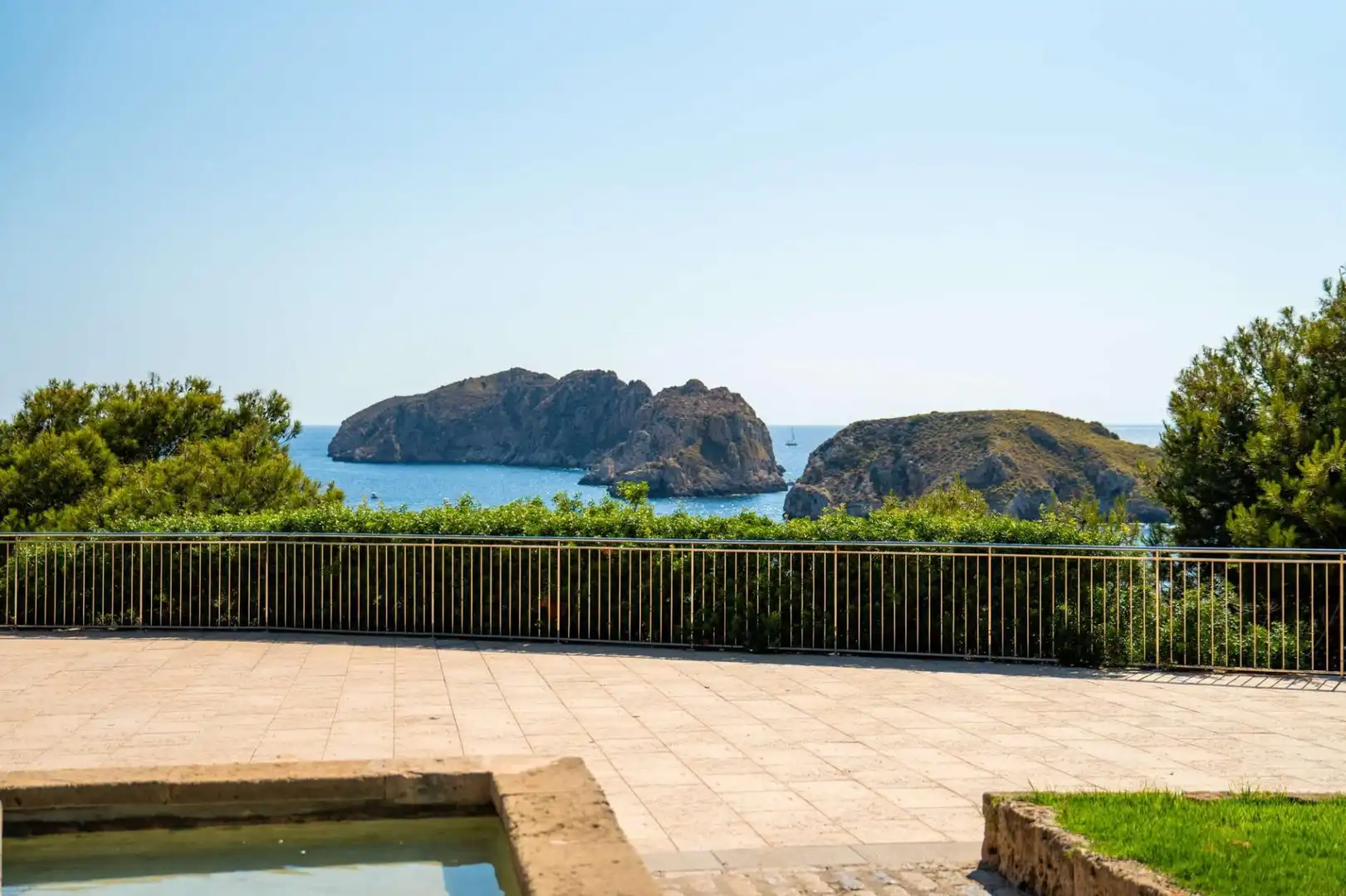 Terrasse von Erdgeschoss zum Verkauf in Calvià mit Klimaanlage, Heizung und Privatgarten