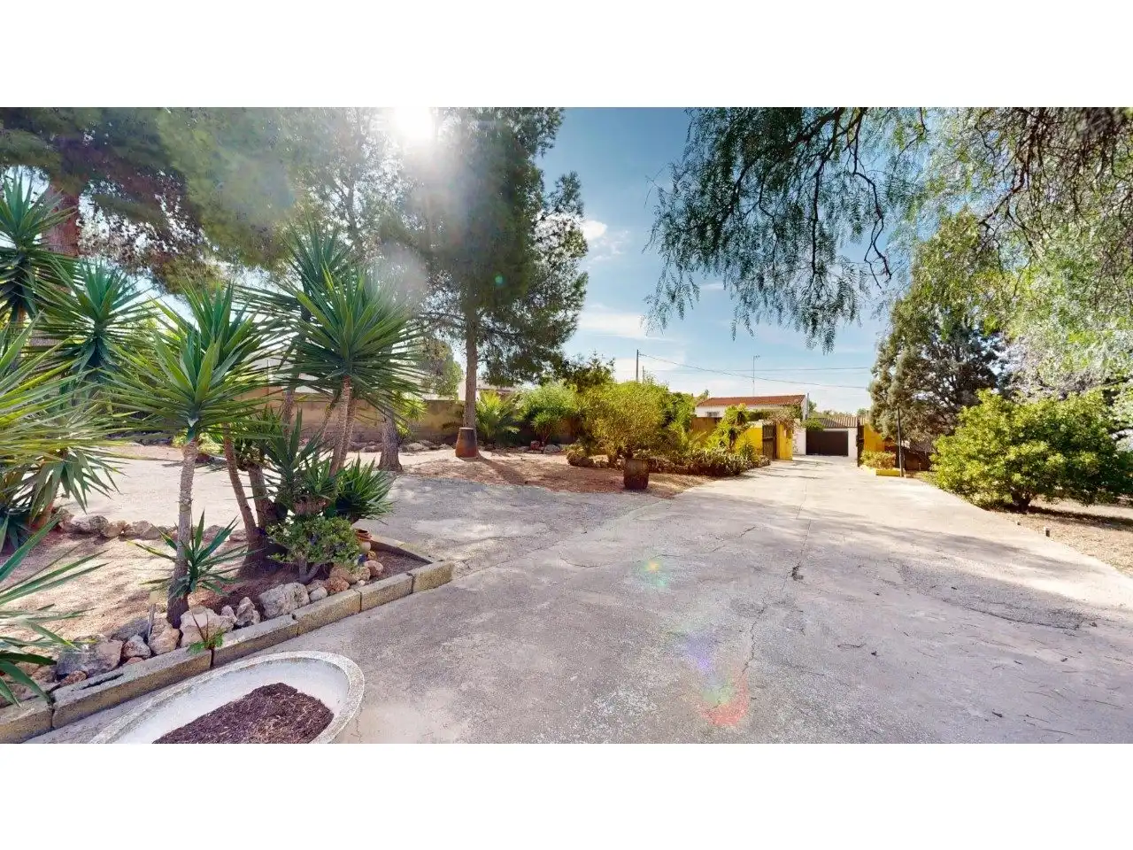 Vista exterior de Casa o chalet en venta en Llíria con Jardín privado, Terraza y Piscina