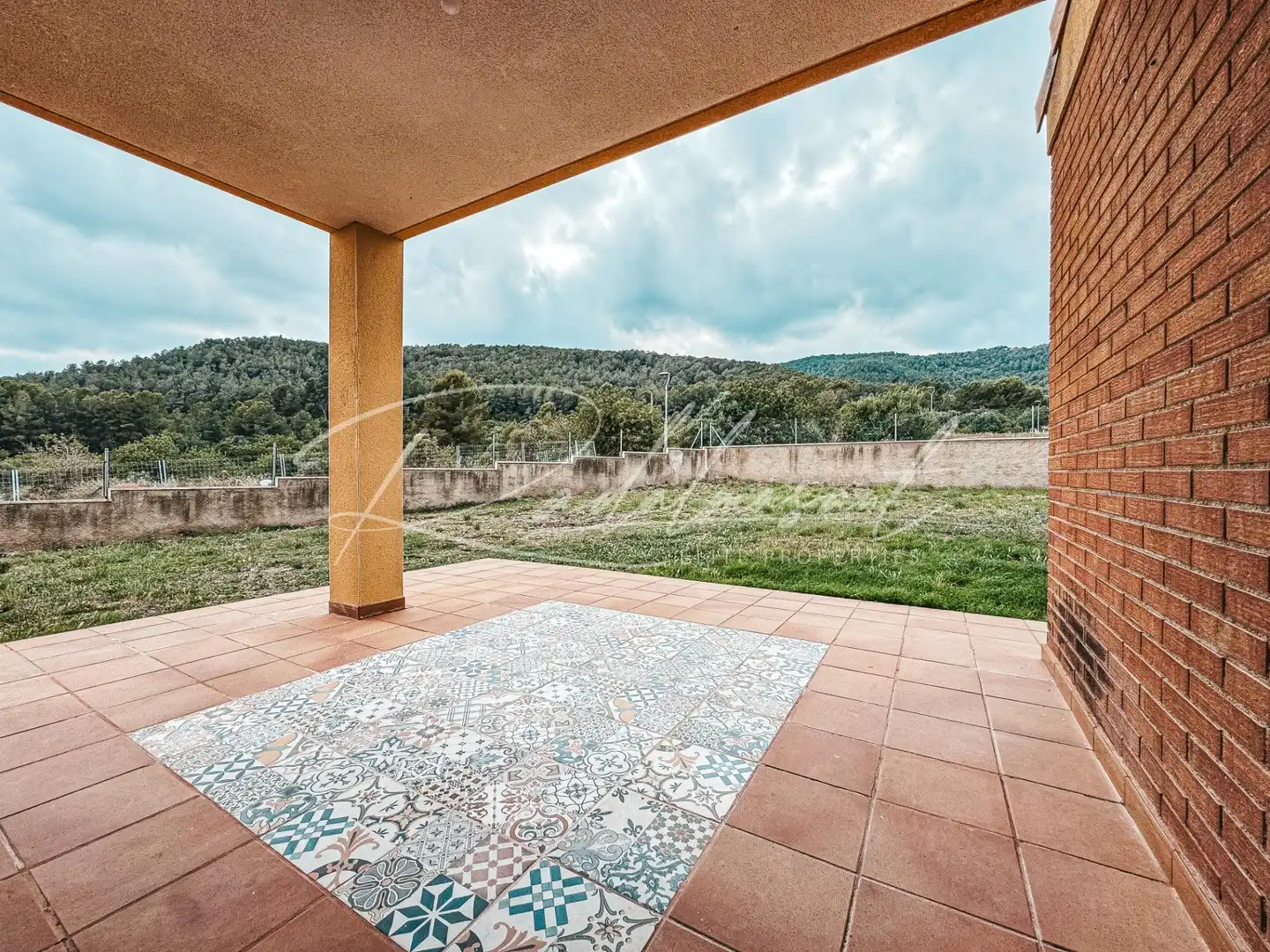 Terrasse von Einfamilien-Reihenhaus zum Verkauf in Alcover mit Privatgarten und Terrasse