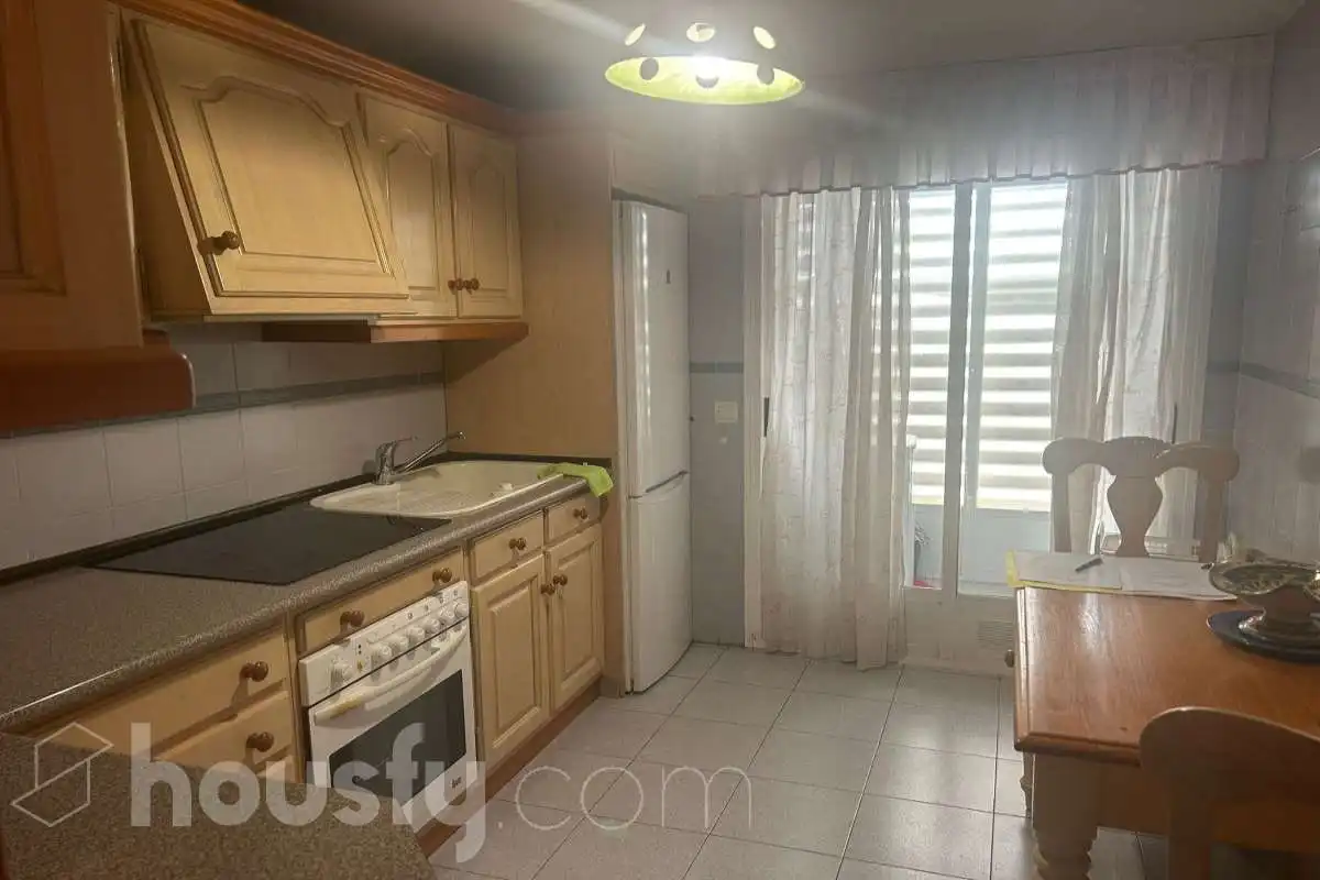Flat for rent in Calle Río Estenilla, Santa María de Benquerencia