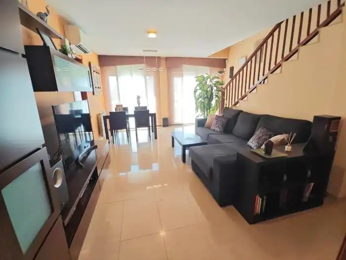 Wohnzimmer von Maisonette zum Verkauf in Lliçà d'Amunt mit Klimaanlage, Heizung und Parkett