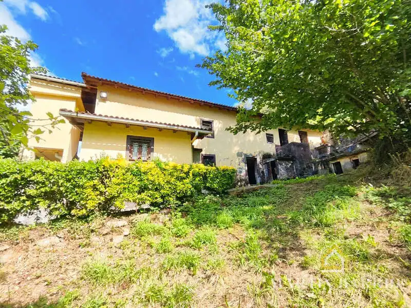 Vista exterior de Casa o xalet en venda en Galdames amb Jardí privat, Terrassa i Traster
