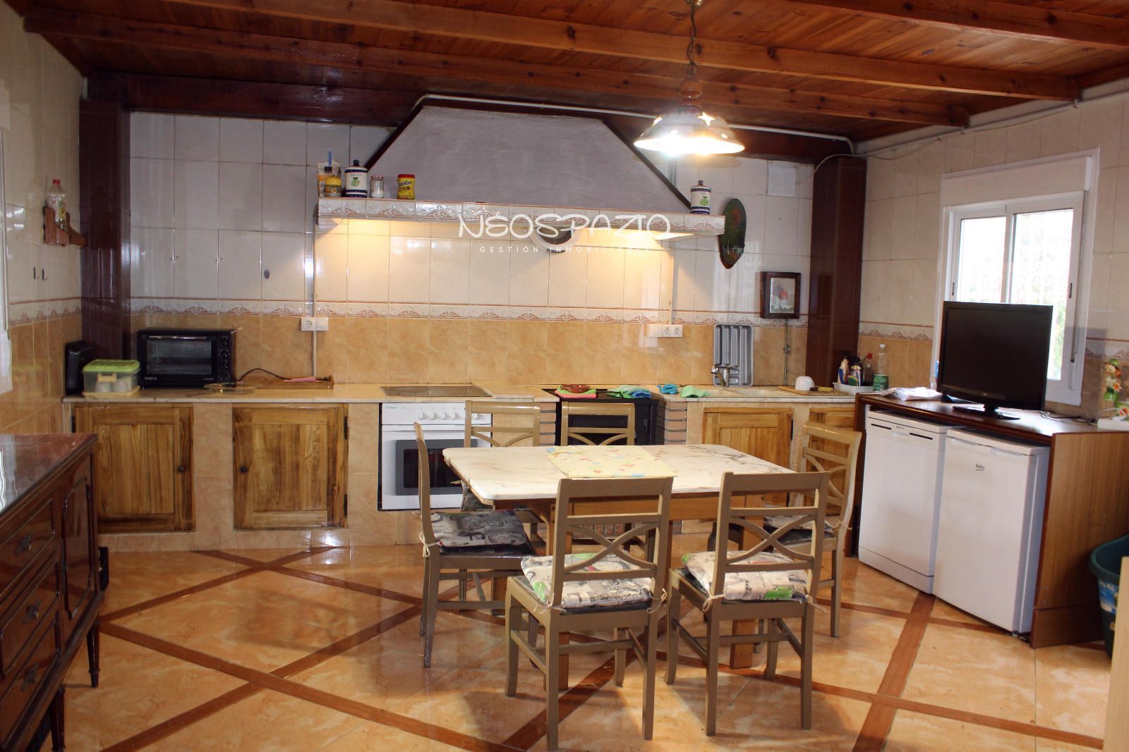 Kitchen of House or chalet to rent in Castro de Rei  with Heating, Terrace and Furnished