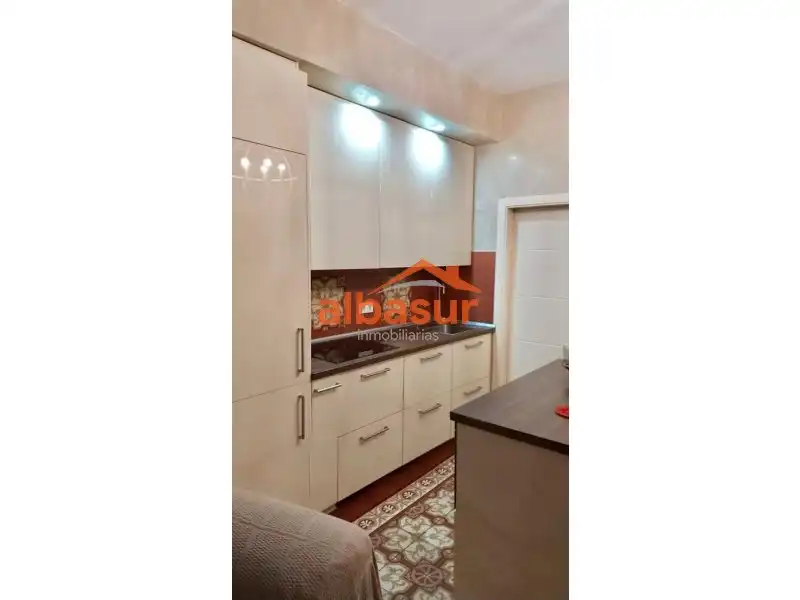 Appartamento con ascensore in vendita a Centro, imagen 2
