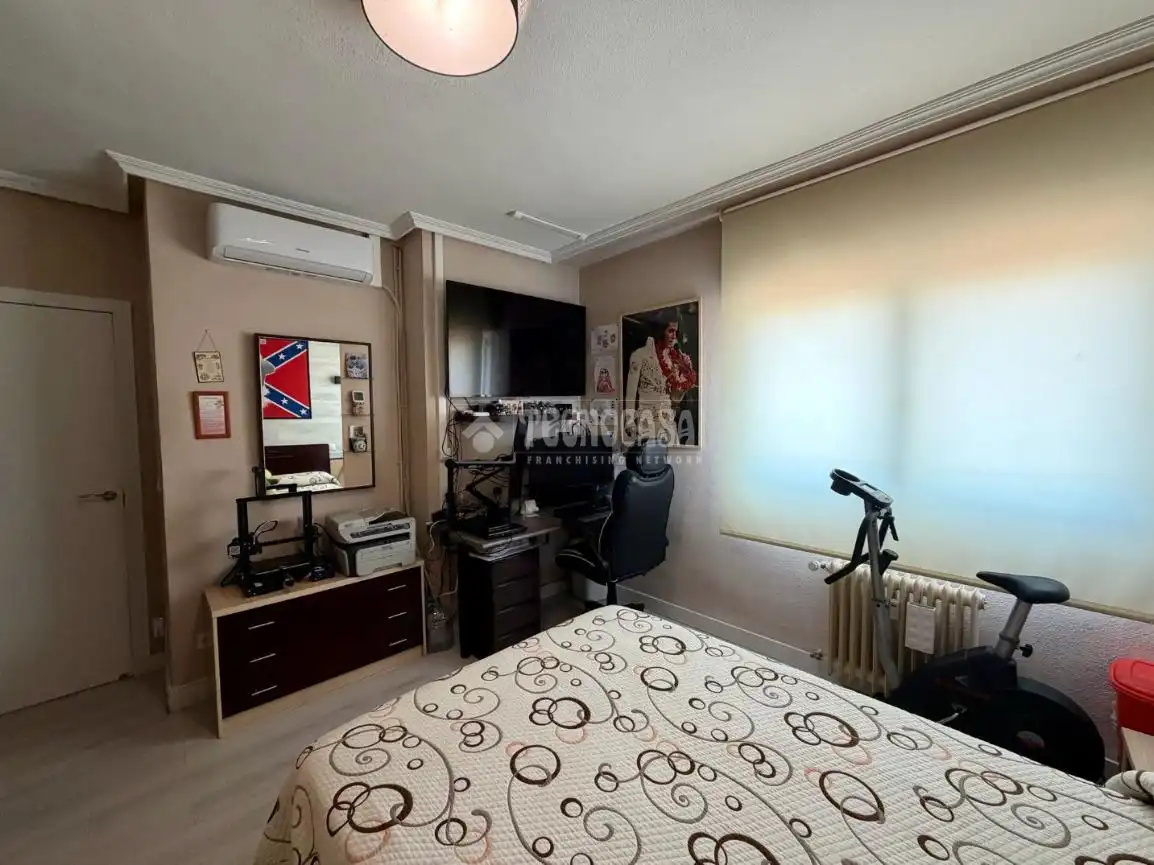 Habitación de Piso en venta en Valdepeñas con Aire acondicionado, Calefacción y Trastero