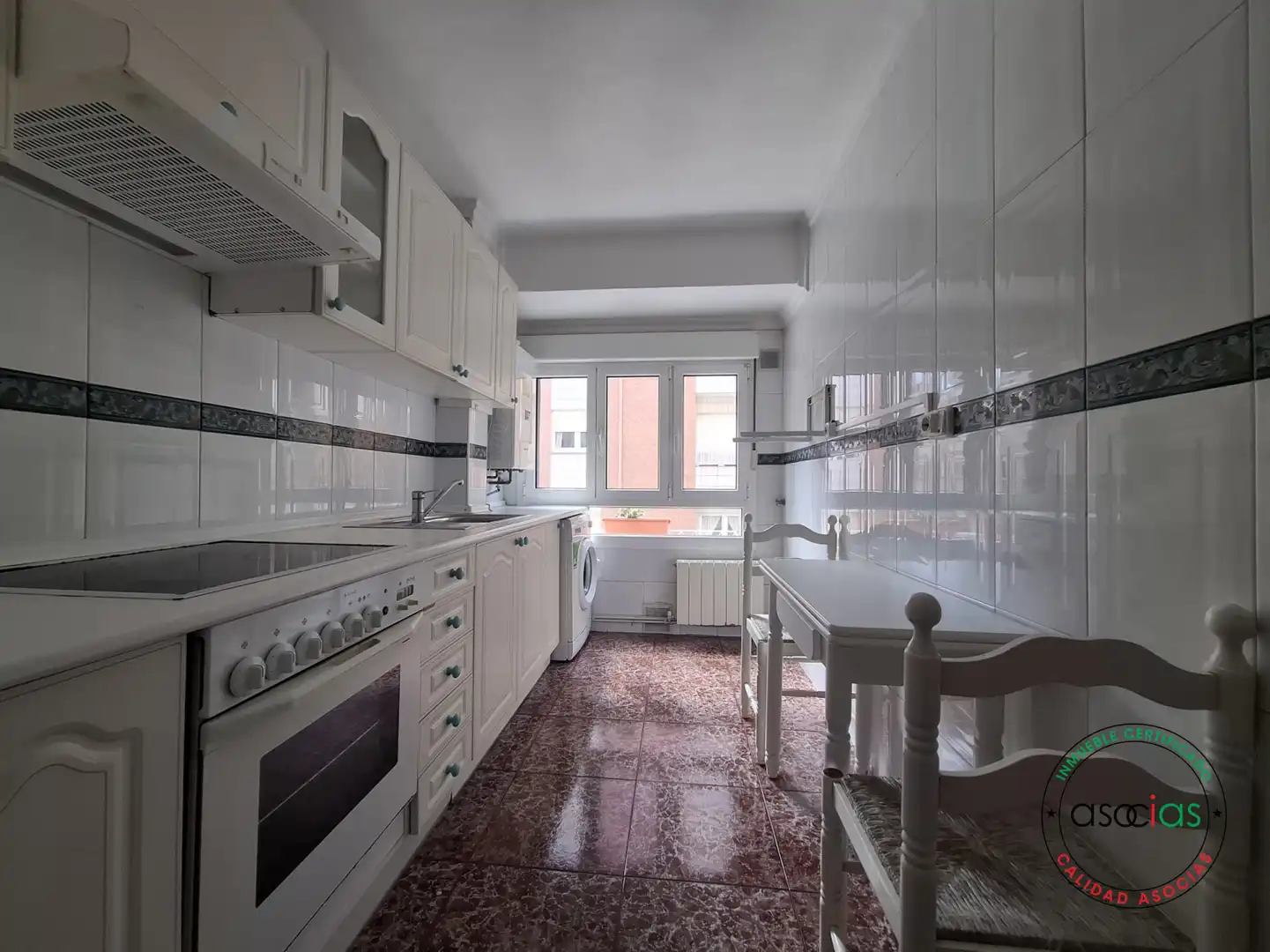 Cocina de Piso en venta en Gijón  con Calefacción