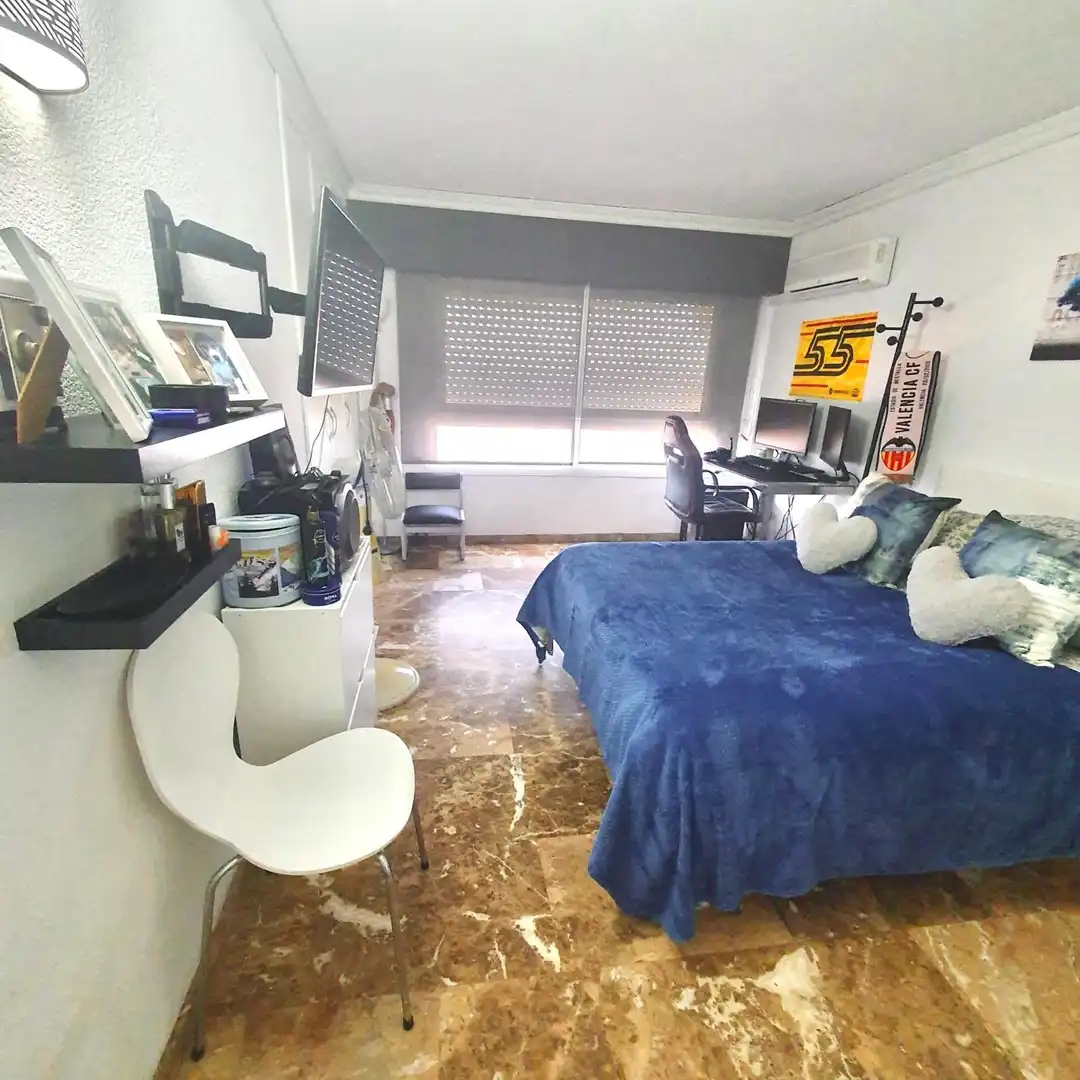 Dormitori de Apartament en venda en Alicante / Alacant amb Aire condicionat, Calefacció i Terrassa