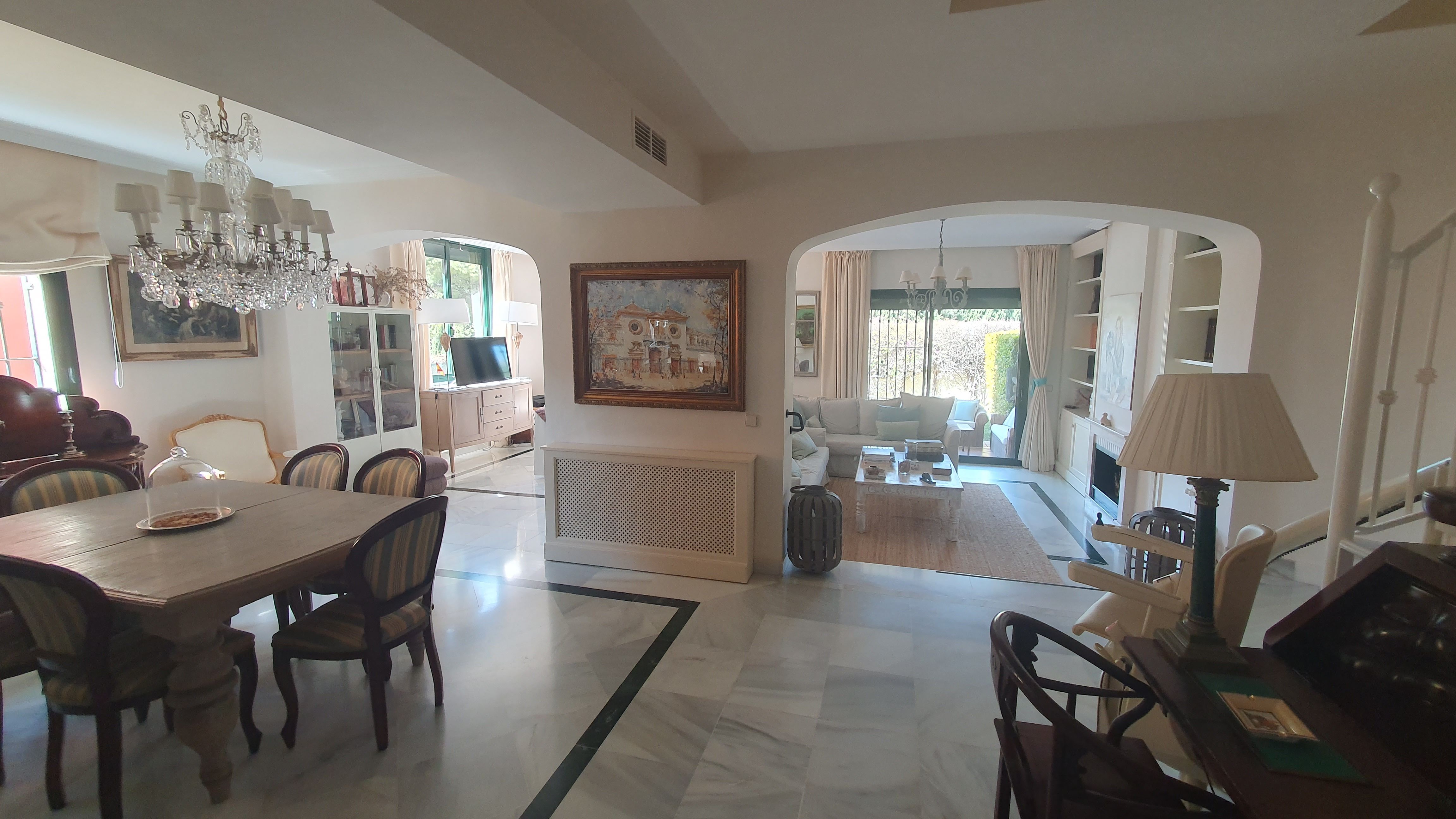 Casa adosada en venda en Marbella amb Aire condicionat, Calefacció i Jardí privat