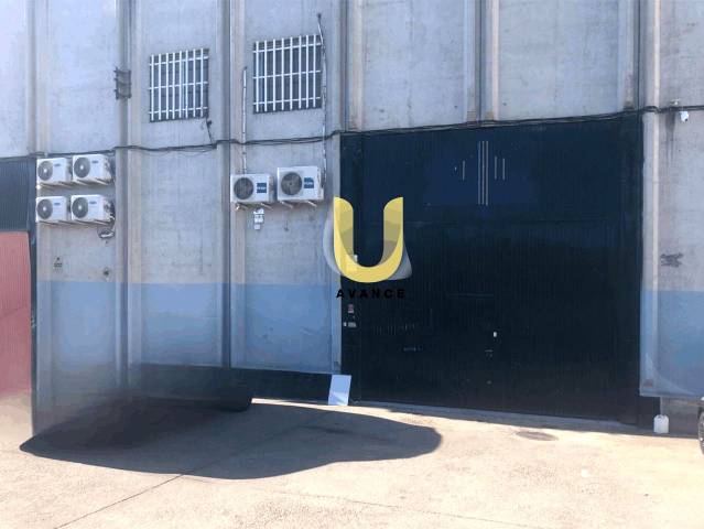 Nave industrial en Venta en El Barral Ferial