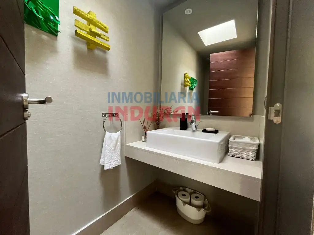 Bathroom of Houses for sale in El Gordo 