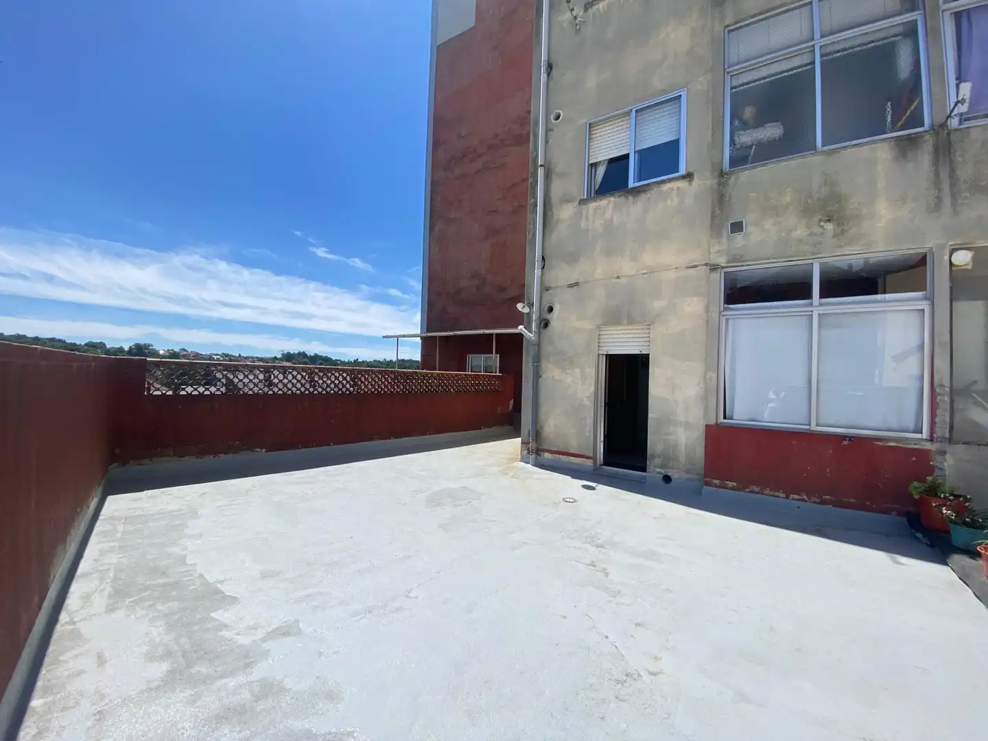 Vista exterior de Piso en venta en O Carballiño   con Calefacción, Terraza y Amueblado