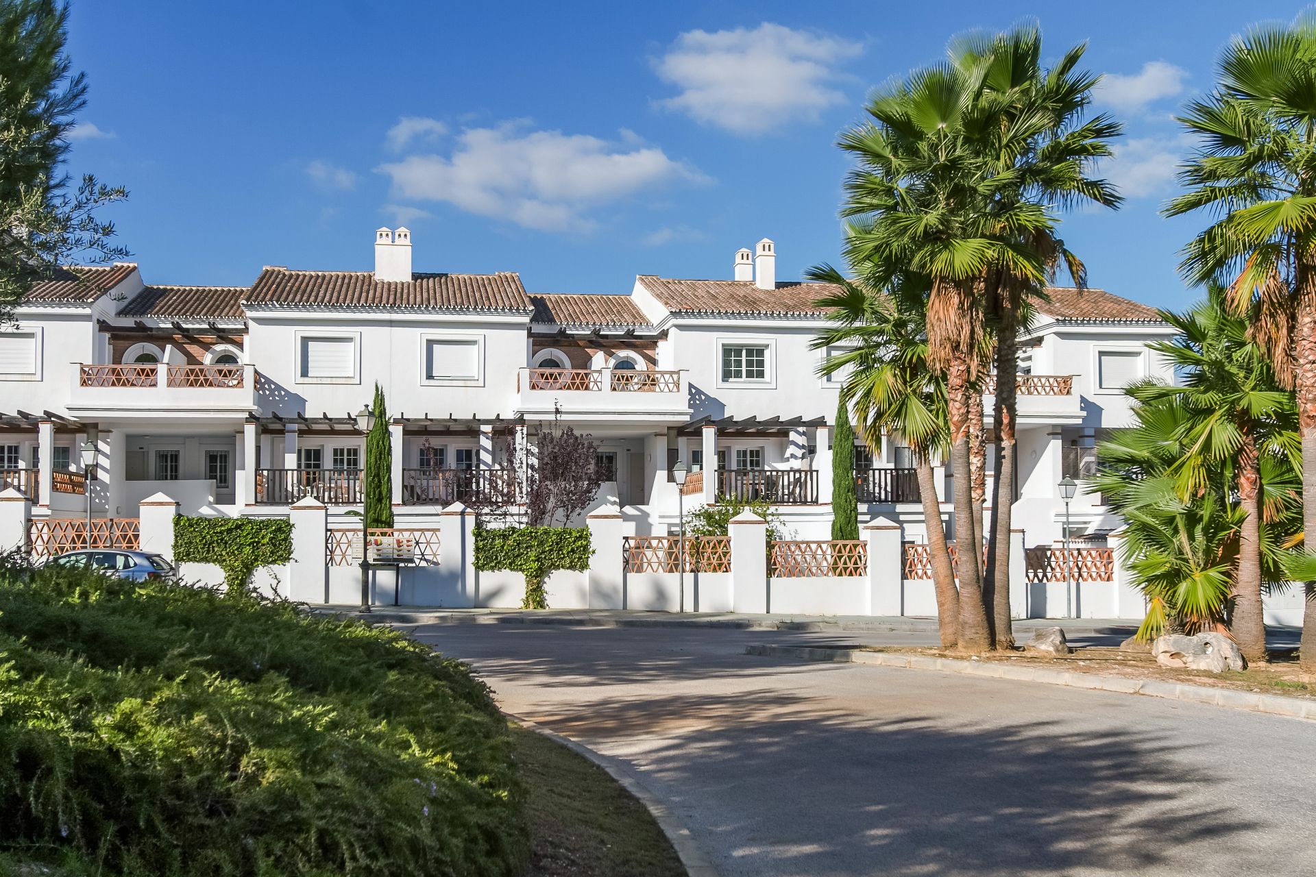 Vista exterior de Casa adosada de lloguer en Alhaurín de la Torre amb Aire condicionat, Jardí privat i Terrassa