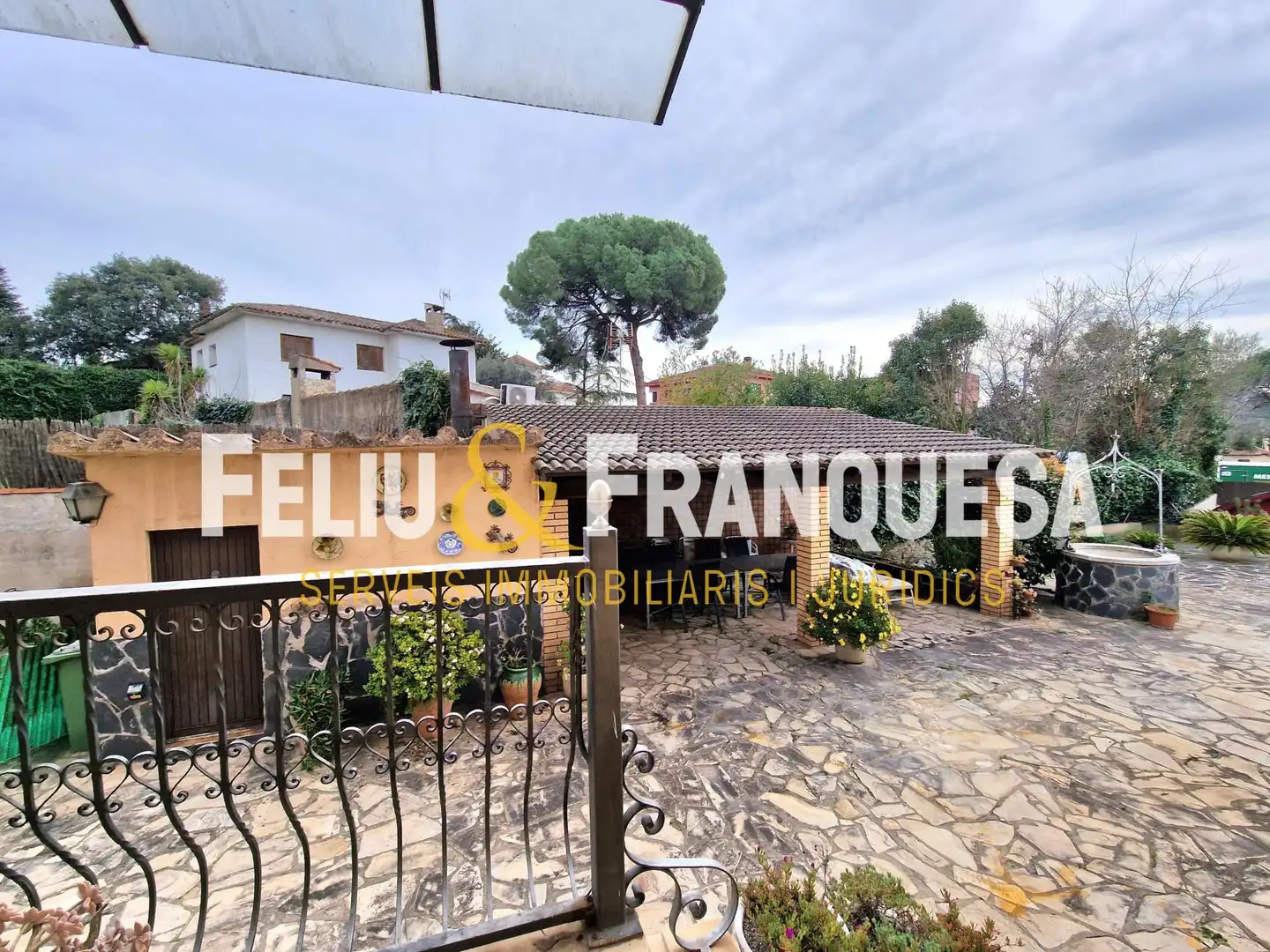Exterior view of Houses for sale in Sant Cugat del Vallès  with Heating, Private garden and Terrace