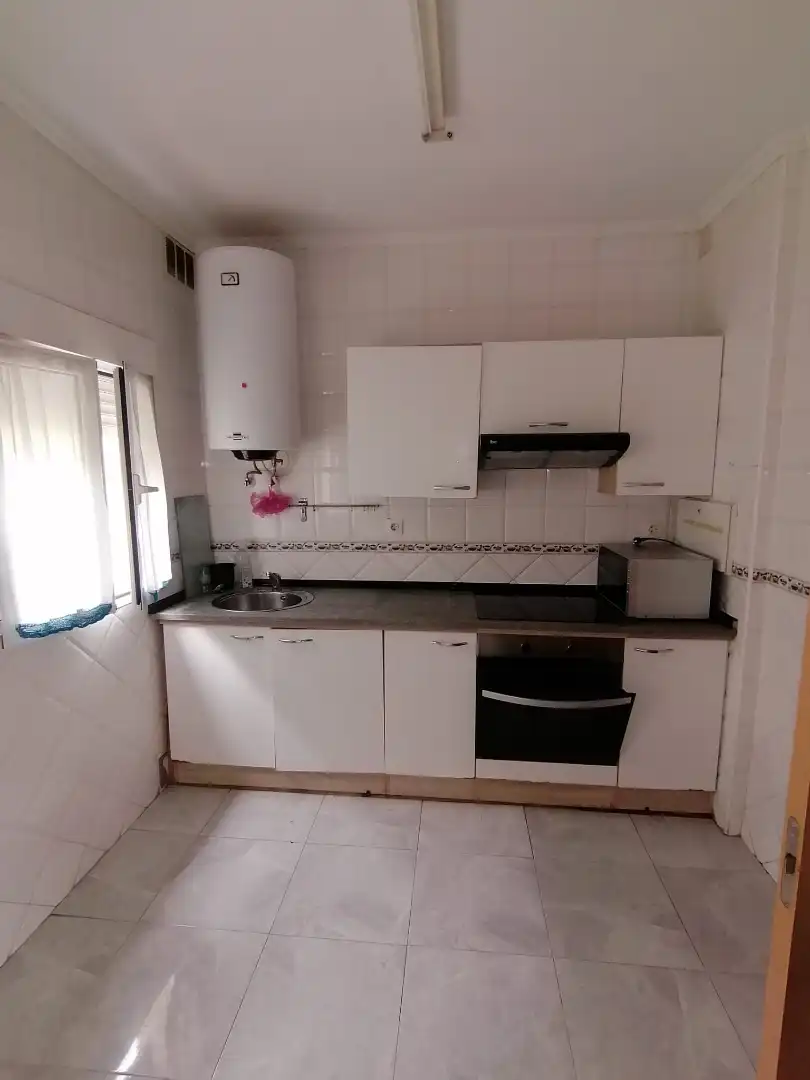 Cocina de Piso en venta en Gijón  con Parquet y Lavadora