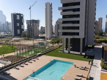 Appartamento con piscina in vendita a Avenida de Rumania 18