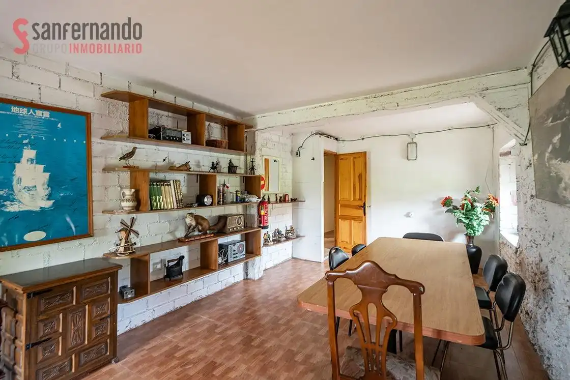 Sala de estar de Finca rústica en venta en Penagos con Calefacción, Jardín privado y Trastero