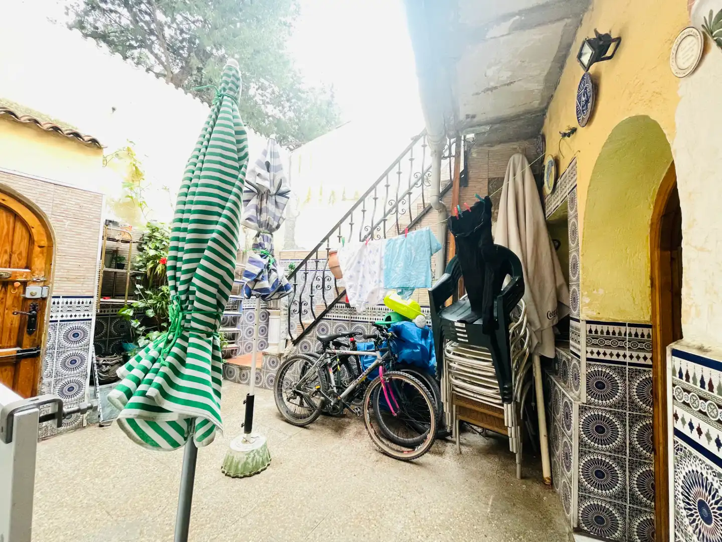Vista exterior de Casa o xalet en venda en Zaragoza amb Aire condicionat, Calefacció i Jardí privat
