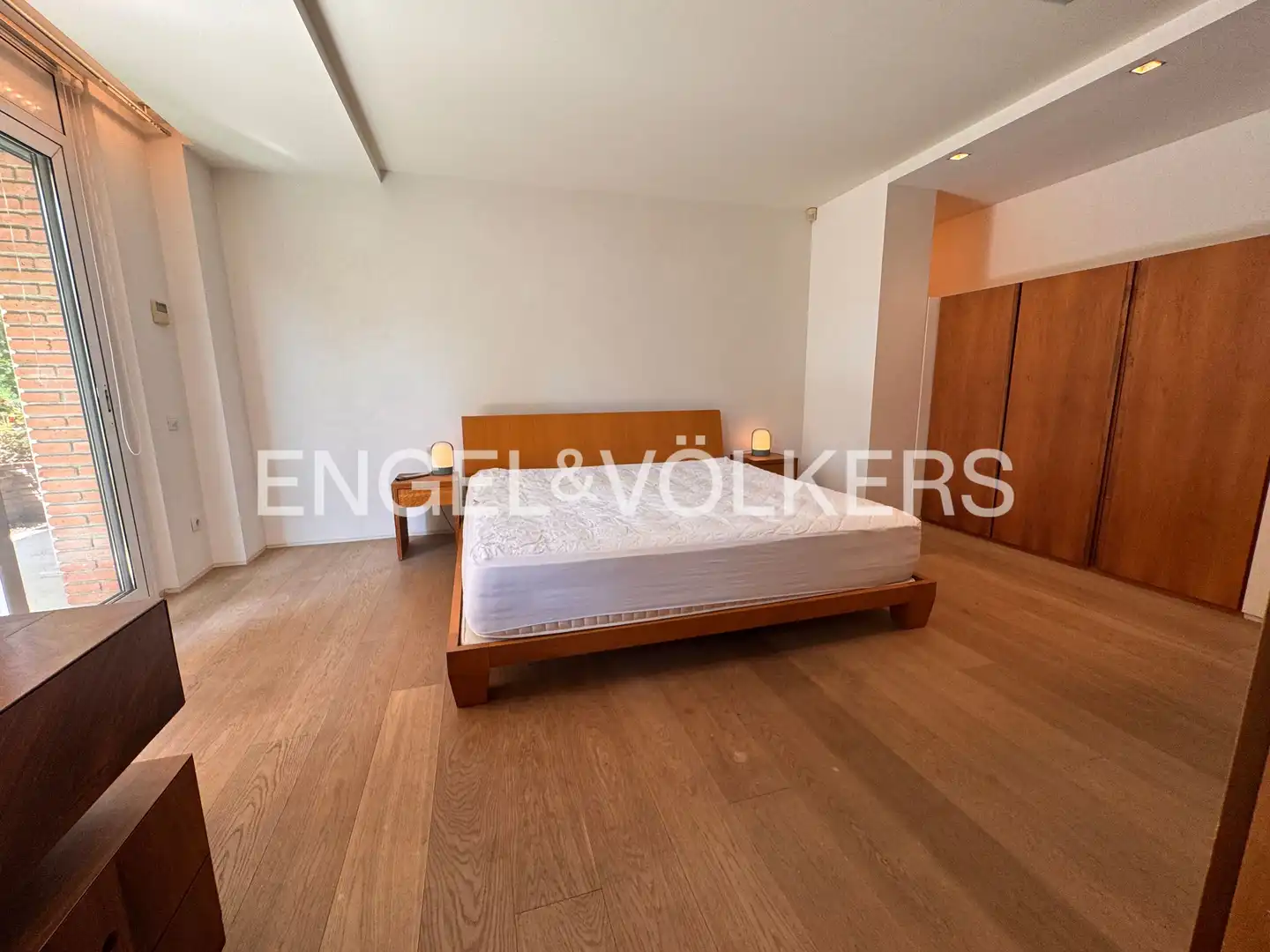 Bedroom of Flat for rent in Les Corts