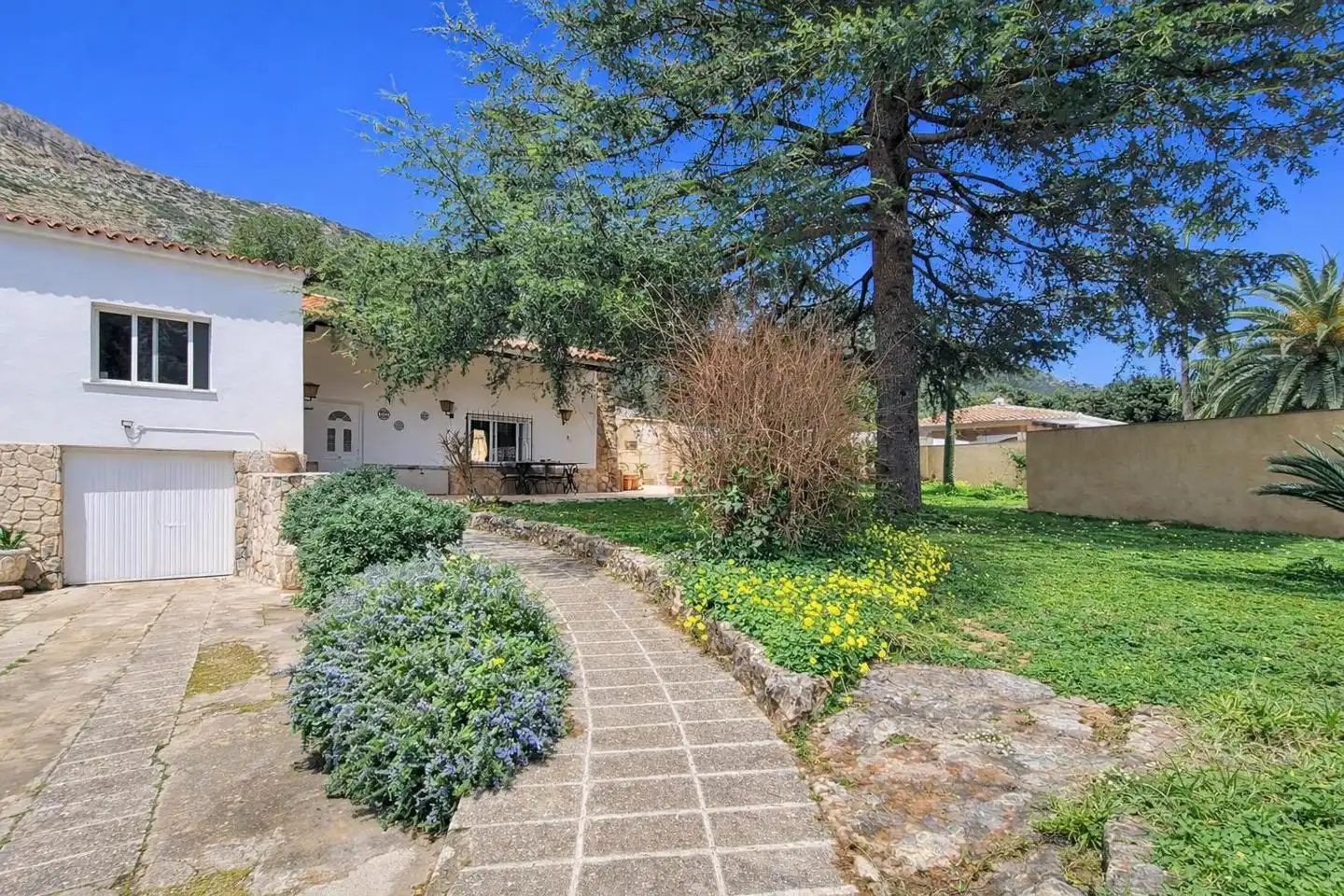 Garden of Houses for sale in Barx  with Air Conditioner, Heating and Private garden