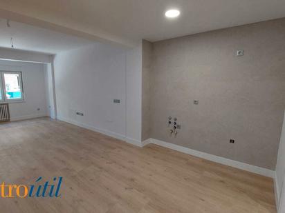 Bedroom of Flat for sale in Salamanca Capital  with Heating and Parquet flooring