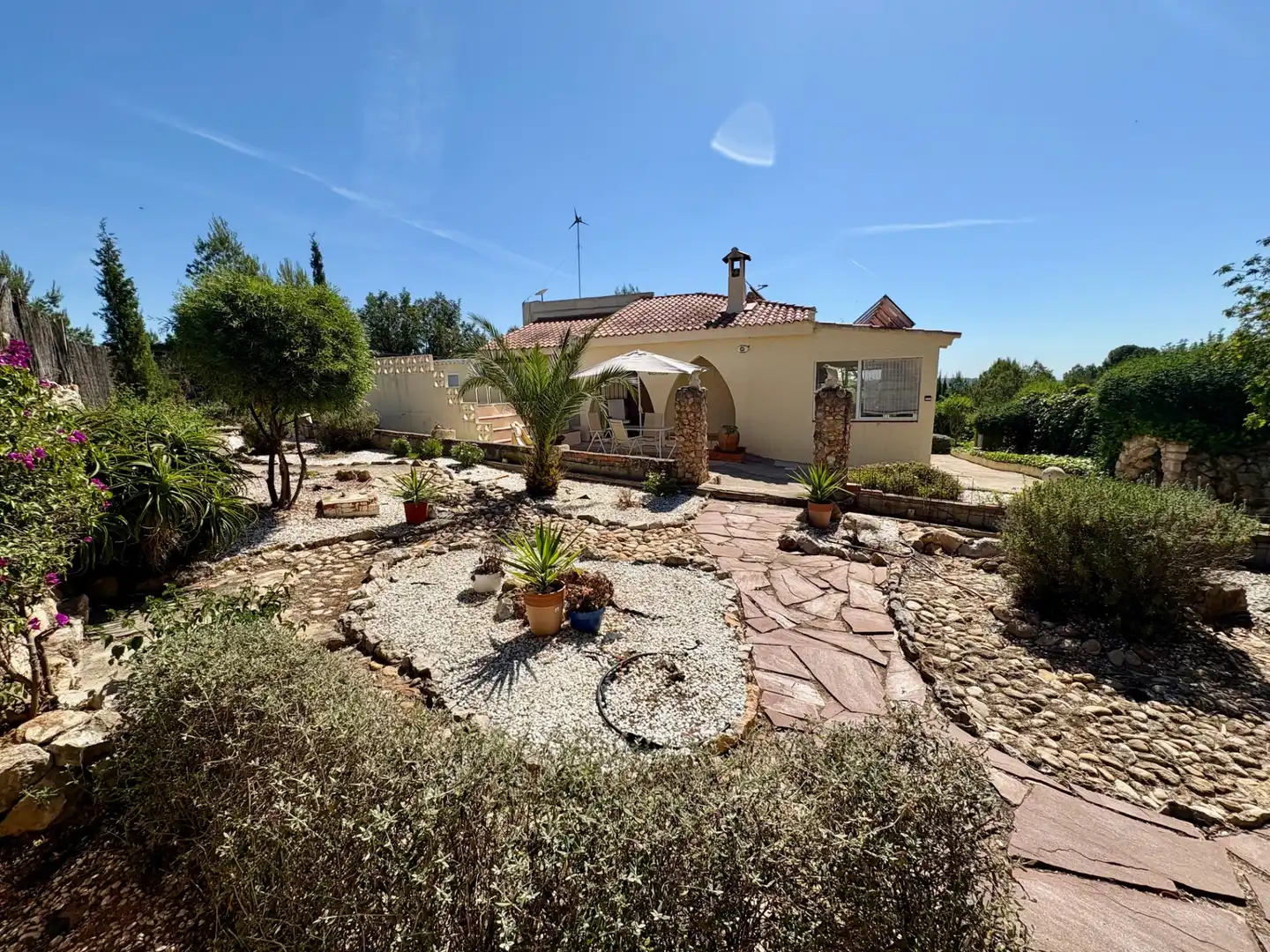Vista exterior de Casa o xalet en venda en Cheste amb Aire condicionat, Calefacció i Jardí privat